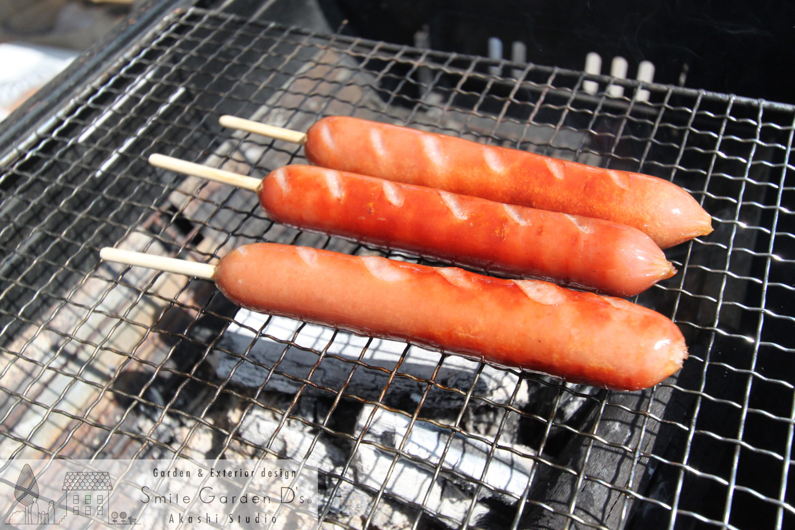 門柱　デッキ　駐車場