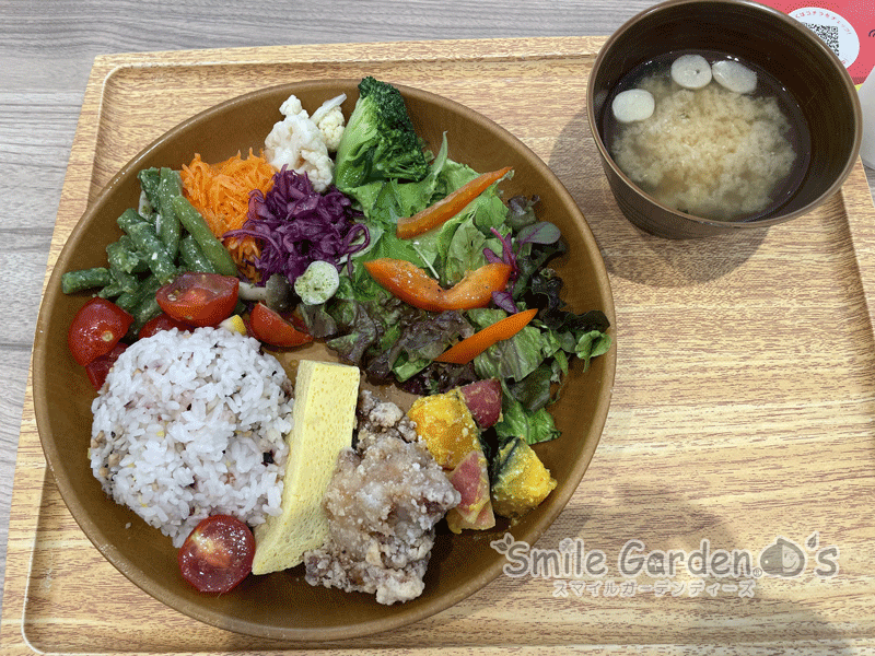 ランチ　カフェ 　ごはん　　
