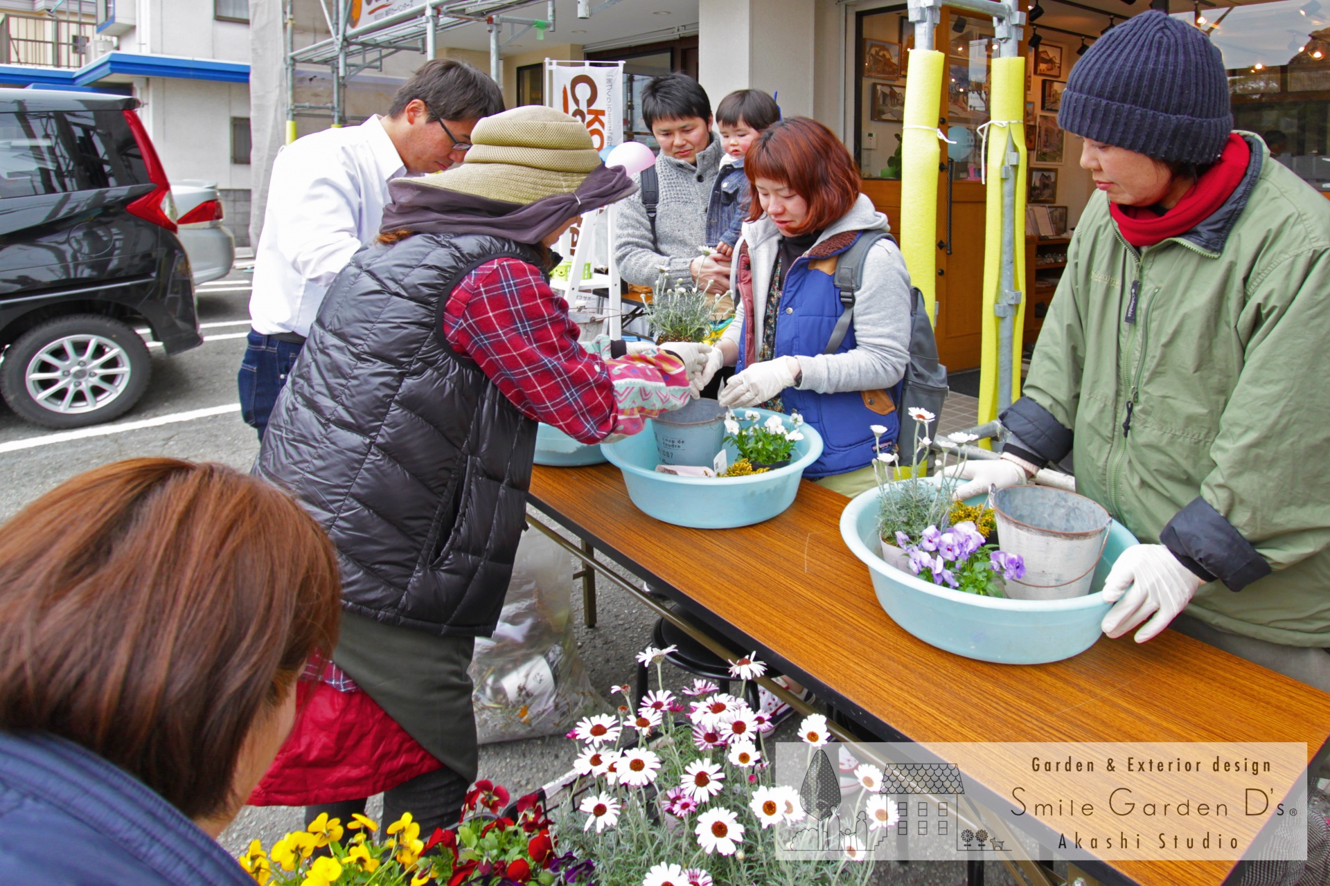 スマイルガーデン 春の大相談会 小さな寄せ植え教室