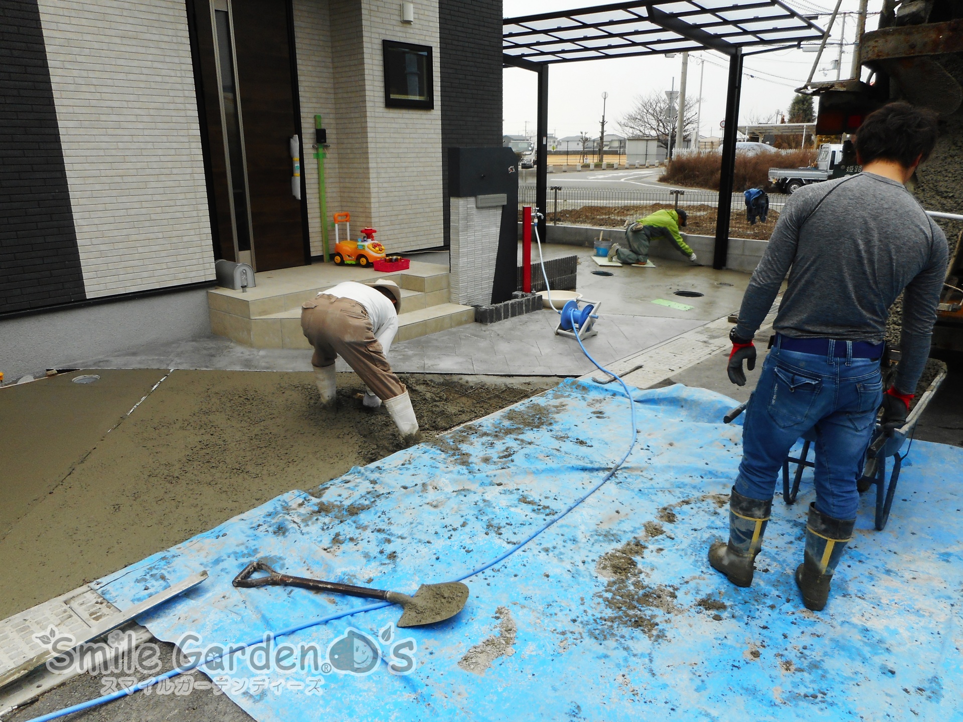 コンクリート工事　スマイルガーデン明石　加古川市外構リフォーム